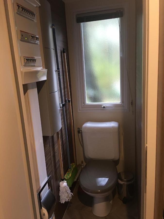 Mobilhome Familial 6 A 7 P 3 Chambres 42 M2 Saint Brevin Les Pierres Couchees Eksteriør bilde