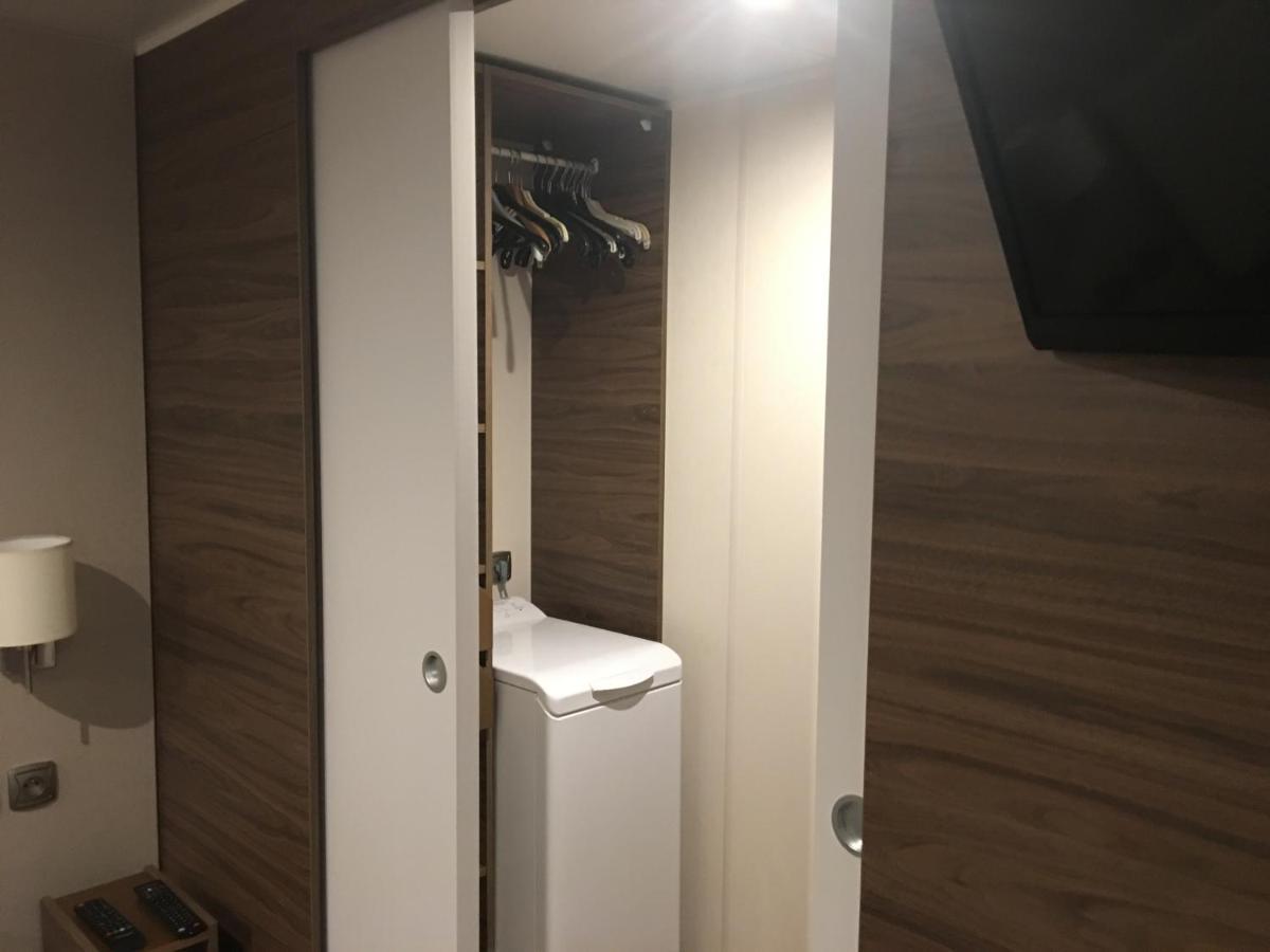 Mobilhome Familial 6 A 7 P 3 Chambres 42 M2 Saint Brevin Les Pierres Couchees Eksteriør bilde