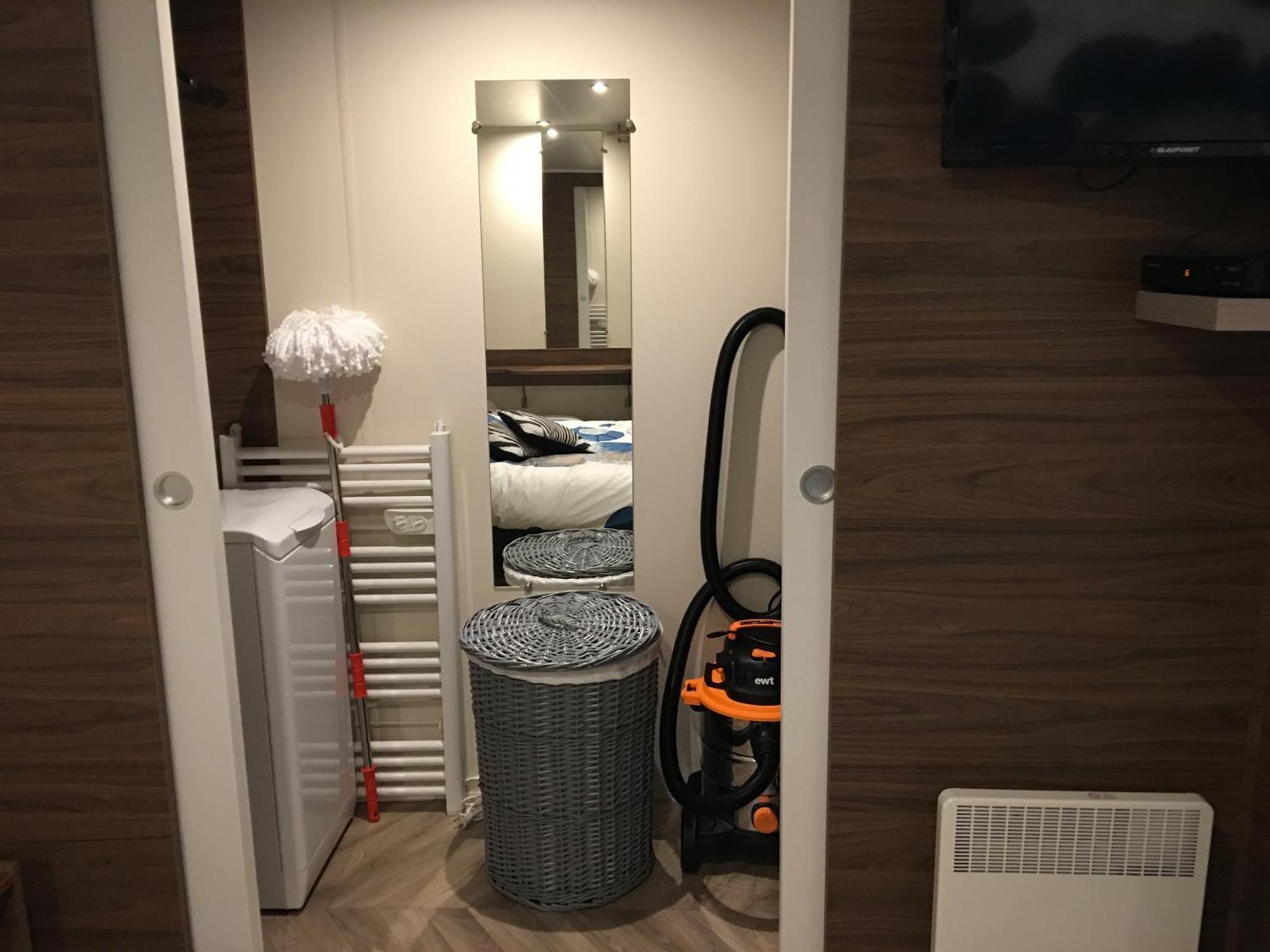 Mobilhome Familial 6 A 7 P 3 Chambres 42 M2 Saint Brevin Les Pierres Couchees Eksteriør bilde