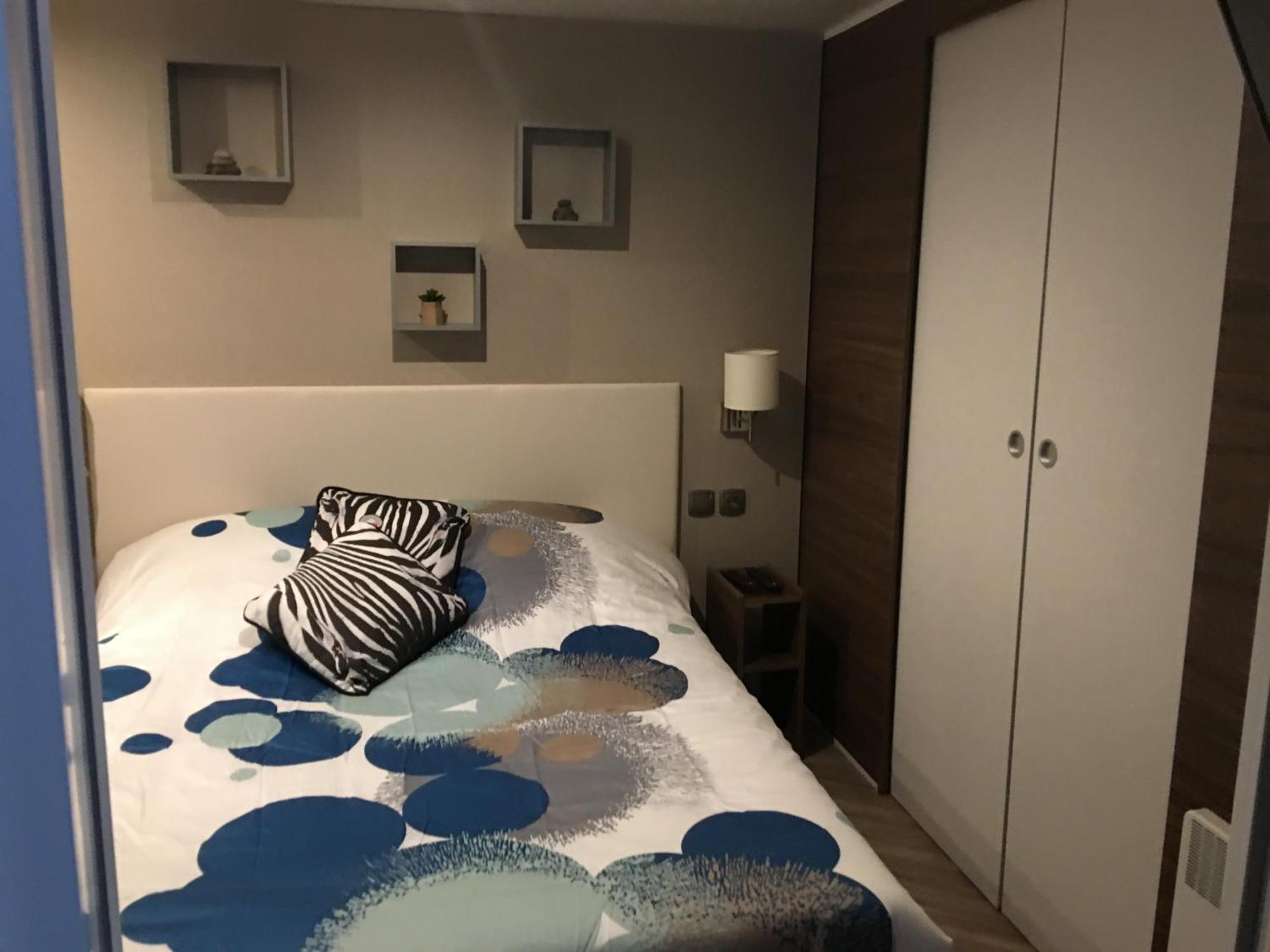 Mobilhome Familial 6 A 7 P 3 Chambres 42 M2 Saint Brevin Les Pierres Couchees Eksteriør bilde