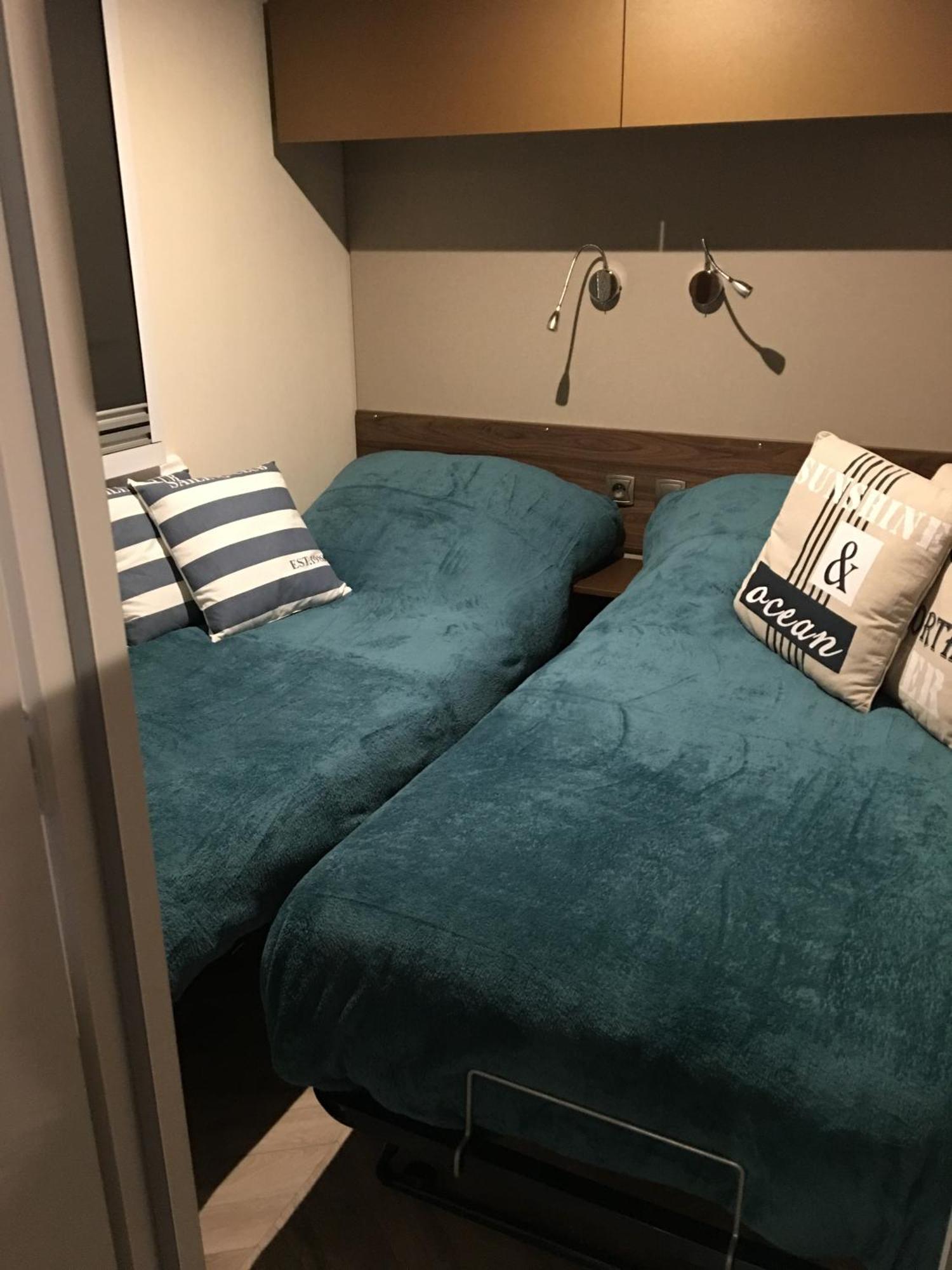 Mobilhome Familial 6 A 7 P 3 Chambres 42 M2 Saint Brevin Les Pierres Couchees Eksteriør bilde